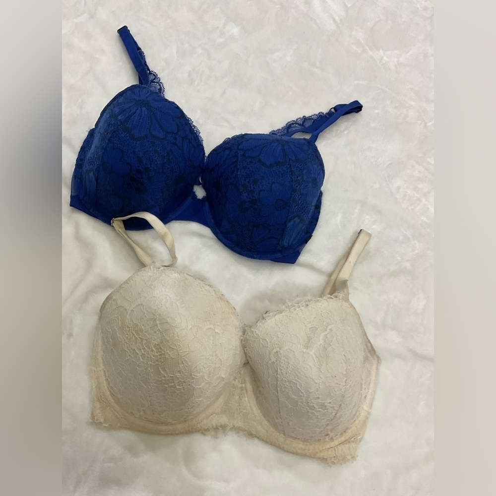 Victoria's Secret Lace Bra Set - Blue And Cream